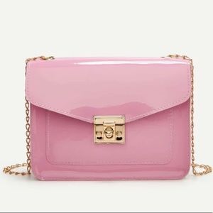 Chain crossbody bag